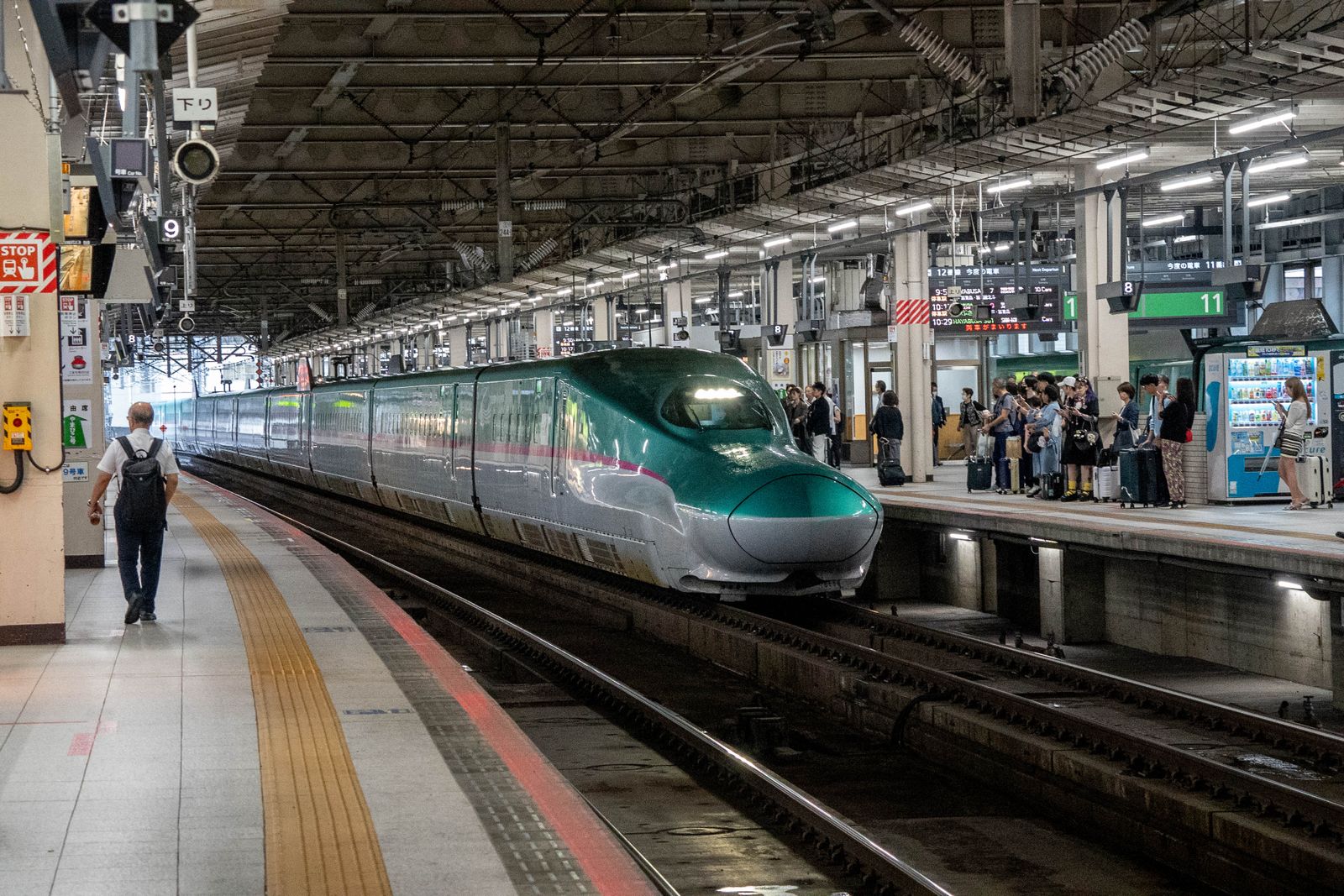 どこかにビューーン!で乗れる東北新幹線E5系はやぶさ
