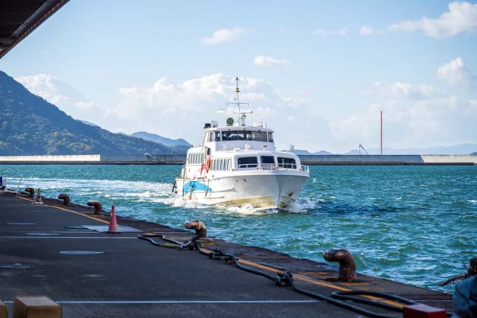 年末年始フェリー予約2026-2027 いつから・料金・特別ダイヤ・初日の出・車で帰省など